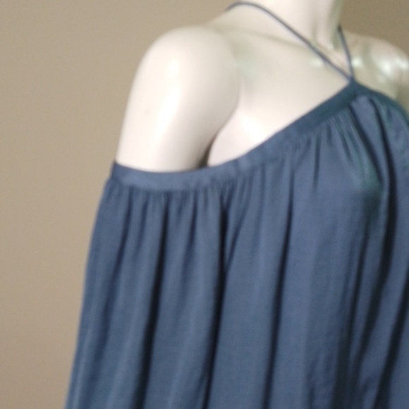 E4 Vince Camuto XS slate blue off shoulder top - Picture 3 of 11
